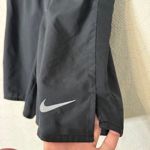 Nike Dri-FIT Men’s Running Shorts | Est. Size M | Black 3-Pocket Reflective Logo - Picture 4 of 5